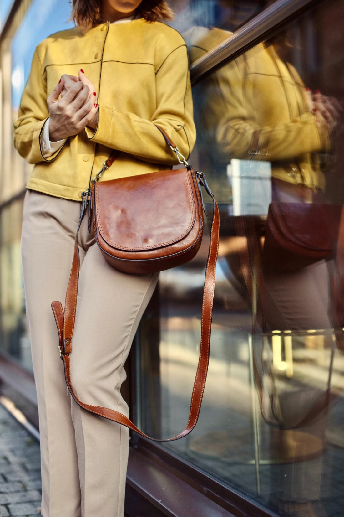 Women's Handmade Elegant Leather Handbag with Sling Strap