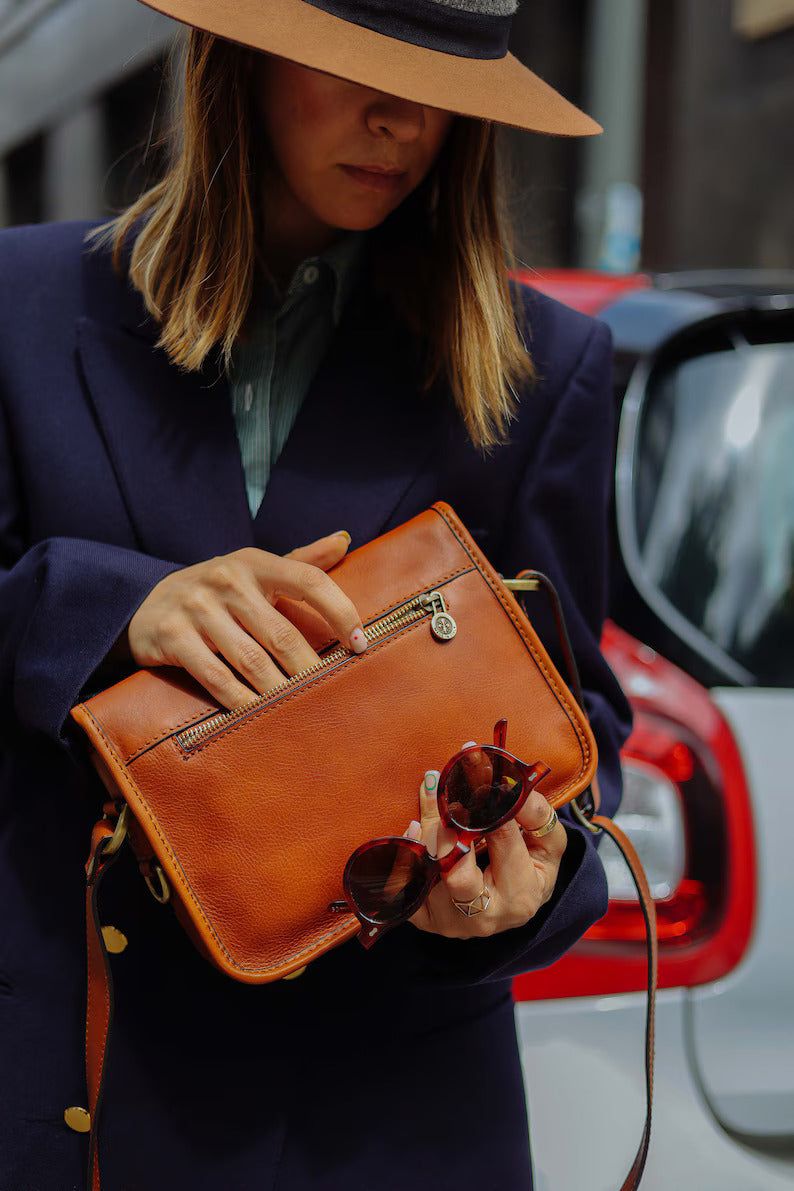 Elegant Handmade Leather Crossbody Bag for Women