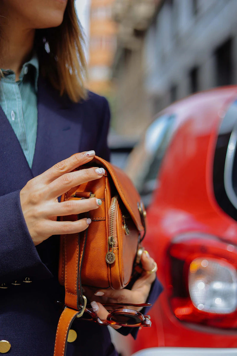 Elegant Handmade Leather Crossbody Bag for Women